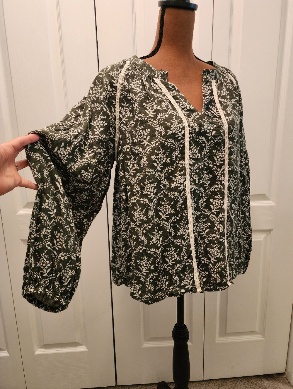 Mira Olive Green Boho Floral Peasant Blouse with Crochet Lace Trim /puff Sleeves